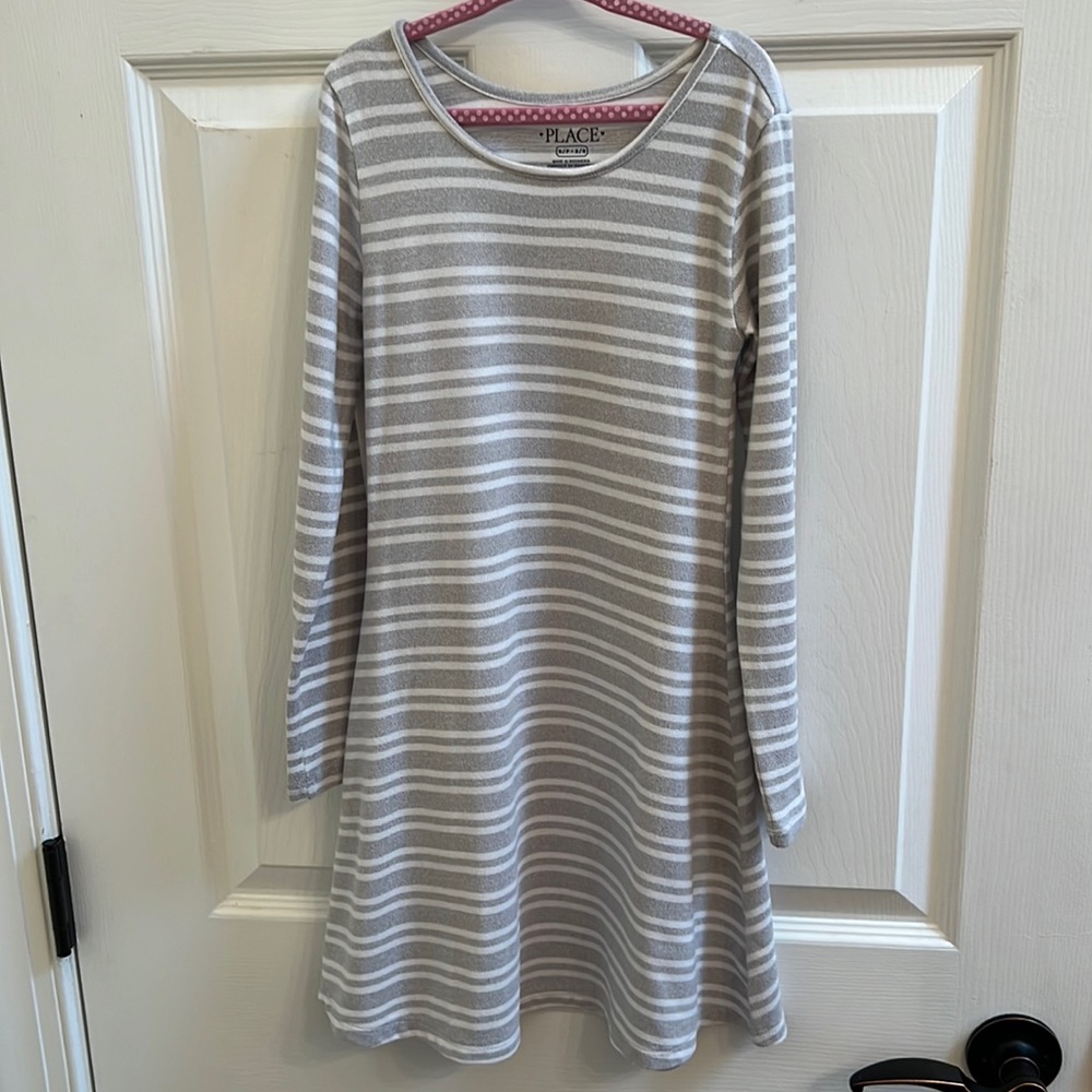 Children’s Place Gray & White Soft Sweater Dress 5/6
